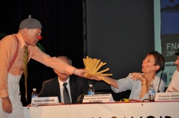 10