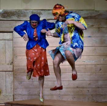 Clown 6 et chorégraphie improvisée